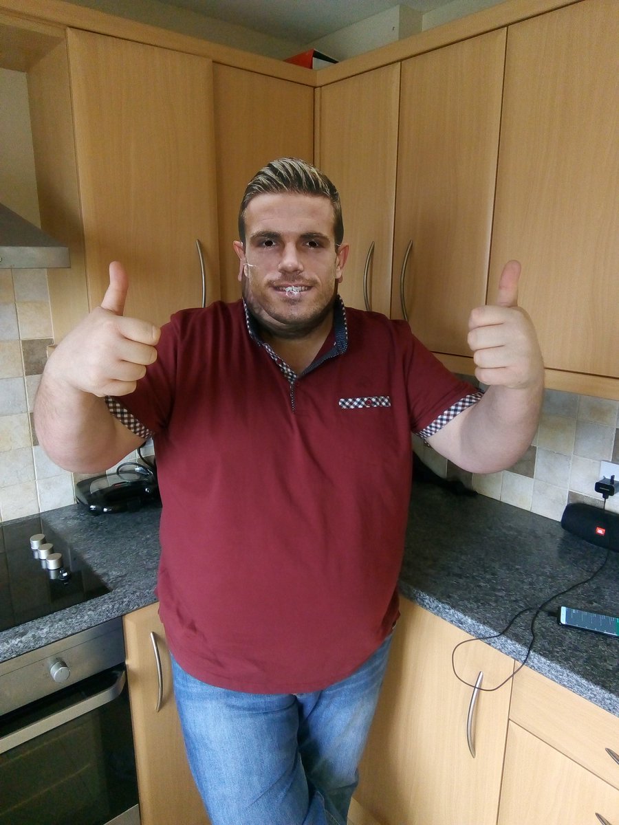 D08LFC's tweet photo. @DaveReed101 converted 😂👍 https://t.co/L9ja0XY8RC