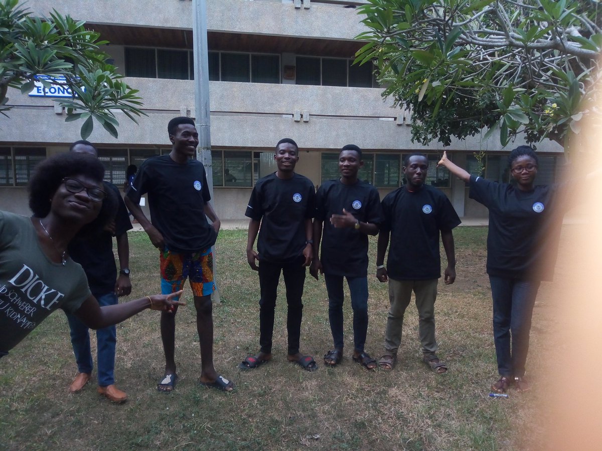 gdsc_ucc's tweet photo. We are #DSCUCC @AndroidDev @r_FlutterDev https://t.co/D5sgKqsU7B