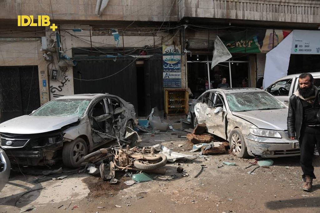 IdlibPlus's tweet photo. انفجار دراجة نارية مفخخة في مدينة ادلب خلّفت إصابة واحدة من المدنيين.
تصوير :: عزالدين الادلبي
#ادلب_بلس #Idlib_plus https://t.co/6gjoFwAmzw