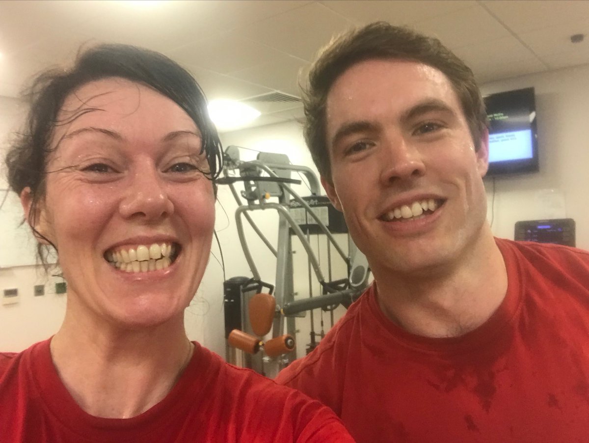 Red watch workout. Great little WOD with this legend ⁦<a href="/1chrisjowett/">Chris Jowett</a>⁩ 💪🔥#firefighter #999family #ThisGirlCan 👩‍🚒👨‍🚒🚒