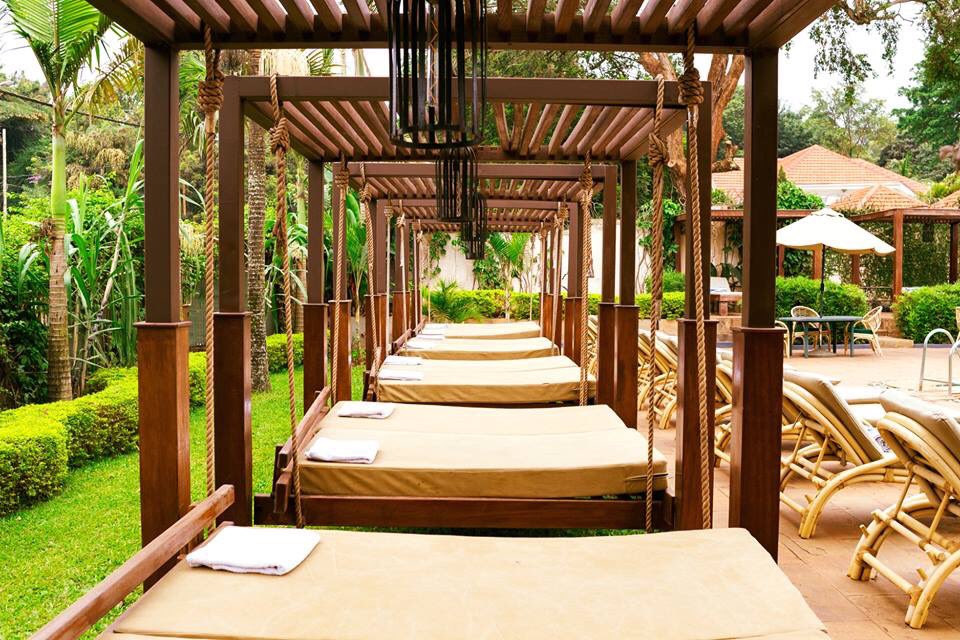 FairwayHotelKla's tweet photo. Sunday relaxation by the pool is nothing short of soothing and blissful. 

#SundayChill 😌 https://t.co/sdrX34EKIT