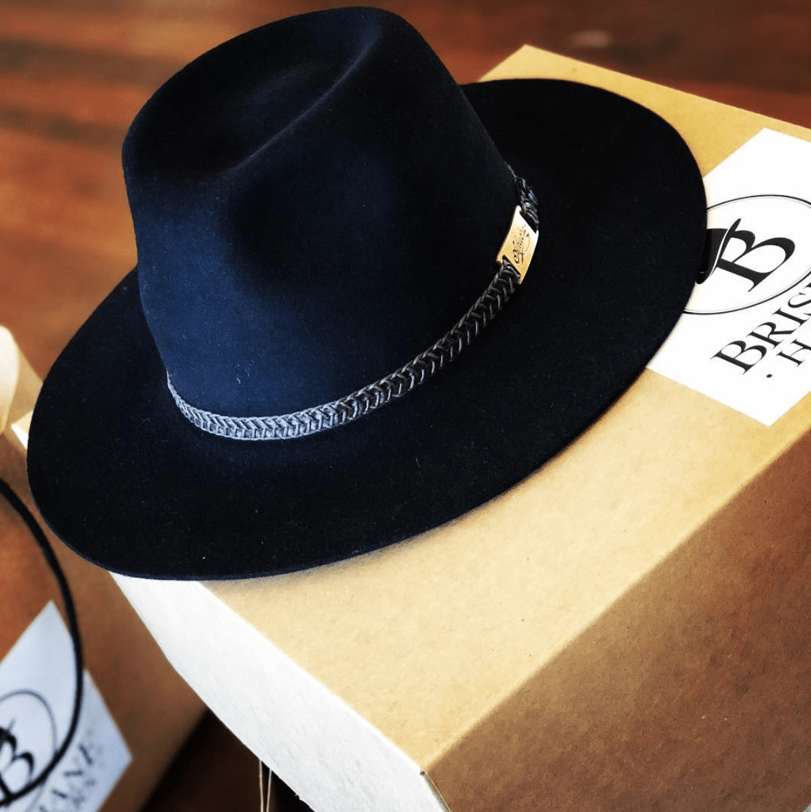 C U S T O M E R S
Show us your hats! 
Nothing makes us happier than seeing our customers and their new hats.
Be sure to tag us and use #brisbanehatters 
📸<a href="/subi06/">Subitha</a>