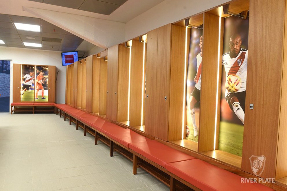 jacuzziar's tweet image. Spa Jacuzzi® en el nuevo Vestuario de River Plate.
El plantel de River volverá a cambiarse este domingo en su lugar habitual, tras las remodelaciones que pidió Gallardo.