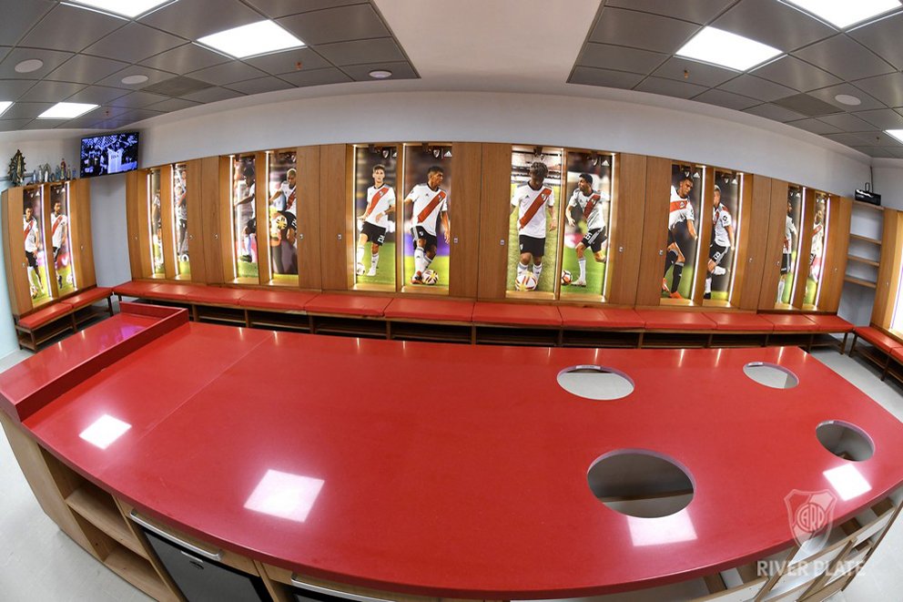 jacuzziar's tweet image. Spa Jacuzzi® en el nuevo Vestuario de River Plate.
El plantel de River volverá a cambiarse este domingo en su lugar habitual, tras las remodelaciones que pidió Gallardo.