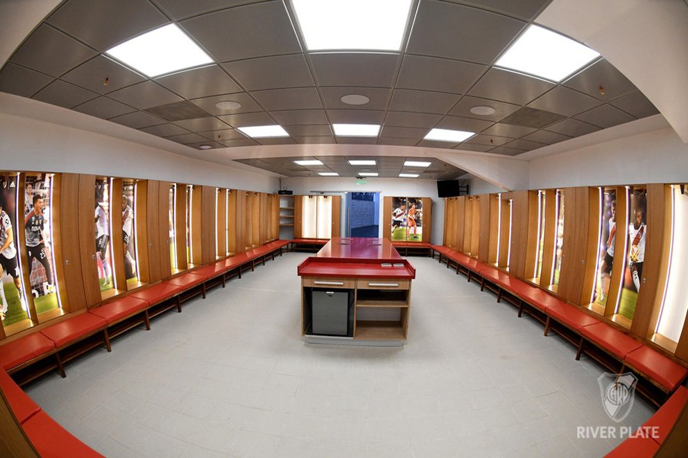 jacuzziar's tweet image. Spa Jacuzzi® en el nuevo Vestuario de River Plate.
El plantel de River volverá a cambiarse este domingo en su lugar habitual, tras las remodelaciones que pidió Gallardo.