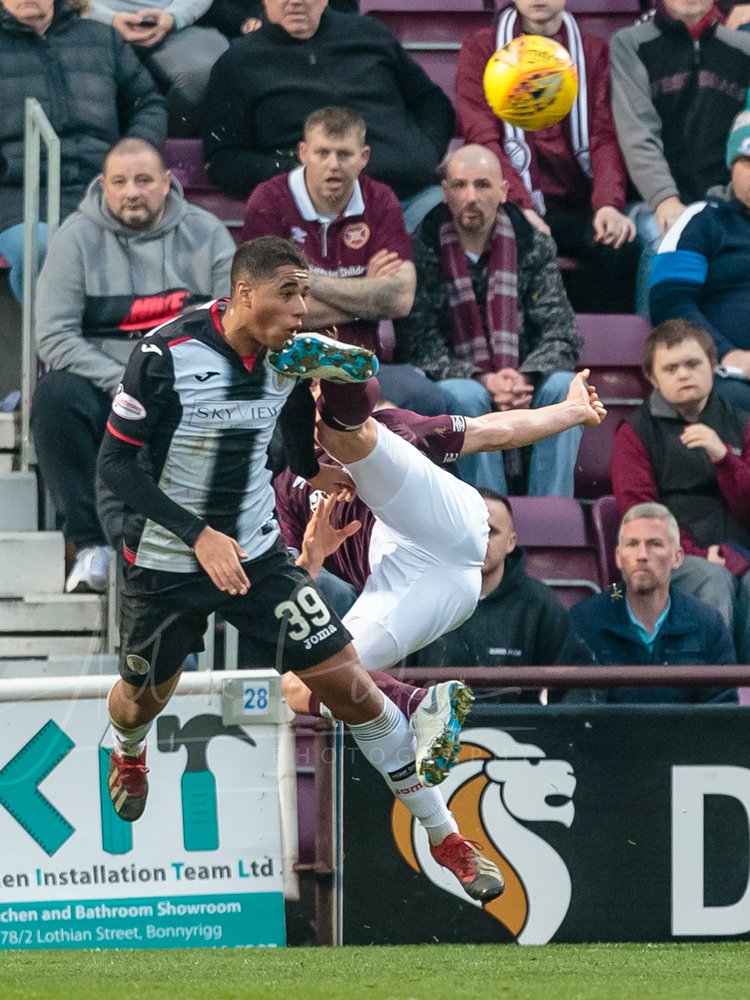 brackenskye's tweet photo. Some of my pix from yesterdays #Hearts vs #StMirren game can be found on https://t.co/PAWkUGyKhO #AwayDraw #COYS https://t.co/MbNLOGJhiK