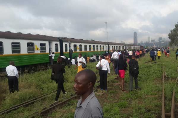 NationAfrica's tweet photo. Kenya is planning to import 11 used diesel trains from Spain — some as old as 25 years — in a Sh10 billion plan for a commuter train service and high capacity buses in Nairobi, the Sunday Nation can reveal. https://t.co/t0atcHtXz5 https://t.co/aMc88HpSnY