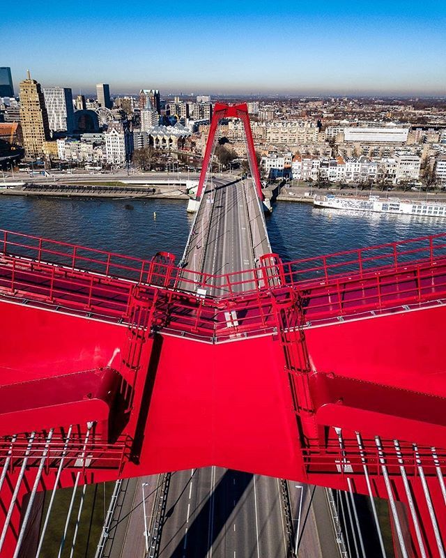 KURD_010's tweet photo. Wat is jouw favoriete brug in Rotterdam? .
.
.
Foto: @erikkruug

#roffa #viewfromabove #dronedose #rotterdamcity #moodygrams #droneoftheday #createexplorer #captureperfection #welivetoexplorer #aerialphotography #rotterdam010 #droneworld #dronephotograph… https://t.co/qHq84M1c4f https://t.co/ac7vanyxLU