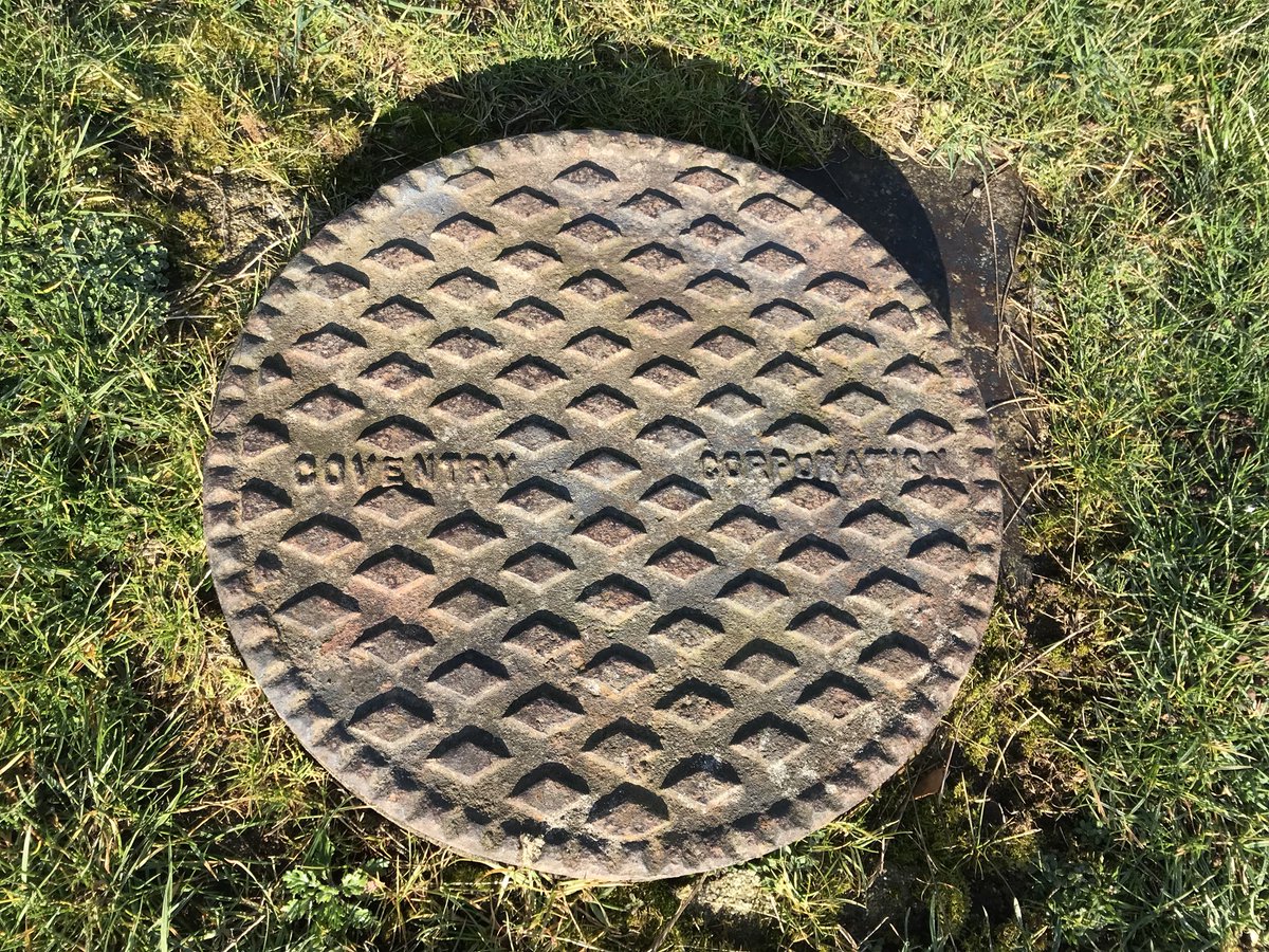 nealteamgibson's tweet photo. Another one for the occasion thread - Coventry drain covers pre 1974 https://t.co/zNsPjvcRuC