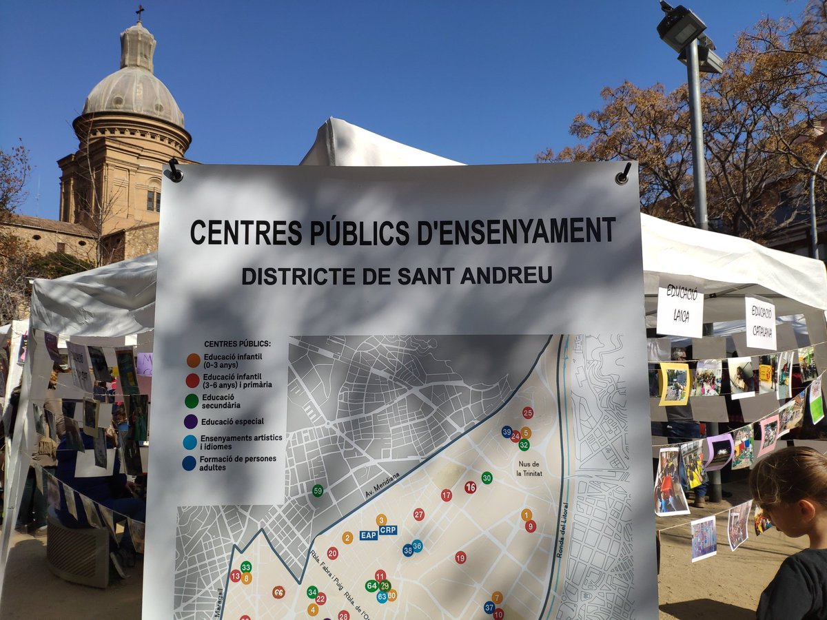 BelenTascon's tweet photo. 🥁Gent de Sant Andreu!!
Estem amb la @FaPaCcat i la @coorsantandreu en el #passeigperleducacio
Les portes obertes de les escoles públiques de Sant Andreu!!👏👏 https://t.co/HiqamKIN3C