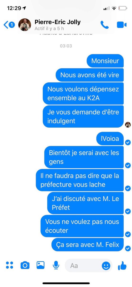 FloLzrt's tweet photo. Petite conversation nocturne entre @pierrelsnr et Mr le patron du K2A https://t.co/uhk7G2E4kl
