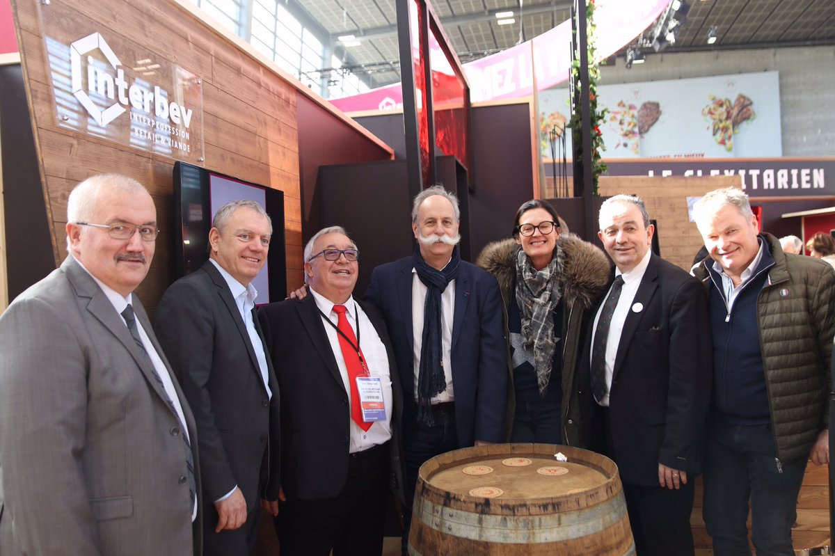 bernard_stalter's tweet image. #SIA2019 Invité par @jfguihard, président de @confboucherie sur le stand #Interbev : « Aimez la viande, mangez en mieux » #flexitariens