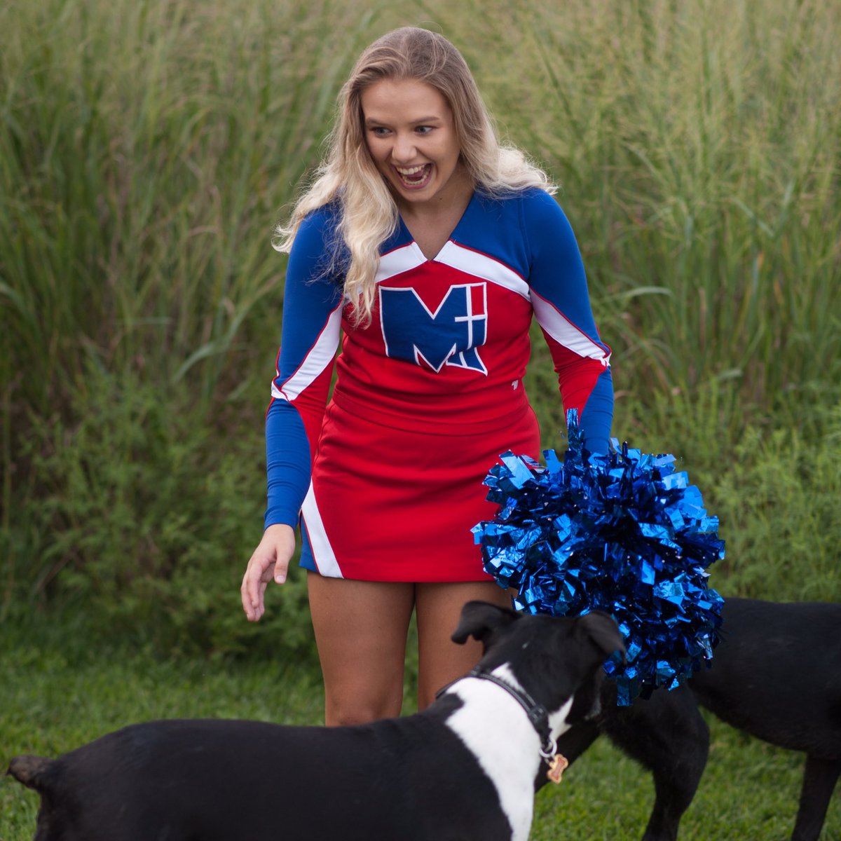 BishopMiege_CHR's tweet photo. #SeniorSunday
⁣
Name: Erin 🌹⁣

Outside of Cheer: ⁣
• A. Coach - KSD Cheer Team⁣⁣
• Herd Captain⁣
• Spirit Club
• Tutor

Favorite Memory: Driving Morgan to Cheer Camp

Future Plans: Attending the University of Central Missouri and majoring in Biomedical Engineering❤️ https://t.co/z4DO0hUzEG