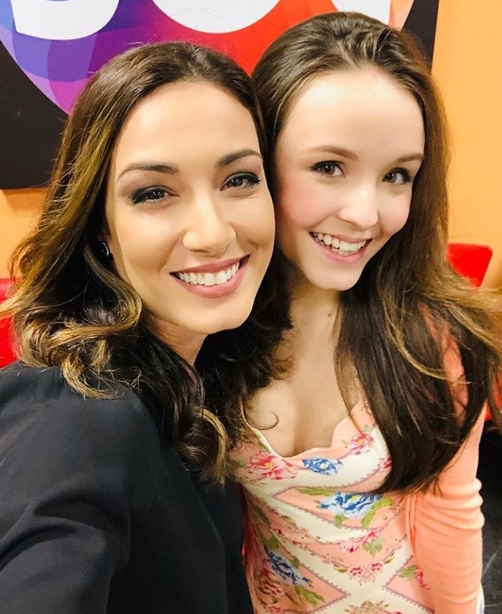 MAEFERNANDAVILA's tweet photo. Linda e Talentosa!! @fashiondelfino 💕 https://t.co/Q0ITGiJPAv