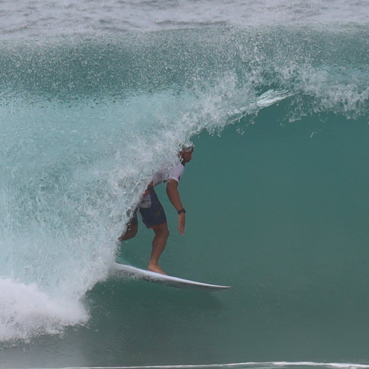 InnerSport_'s tweet photo. Jadson André @jadsonandre é o campeão do Oi Hang Loose Pro Contest 2019, em Fernando de Noronha. Numa final emocionante. https://t.co/z7iz720DAP