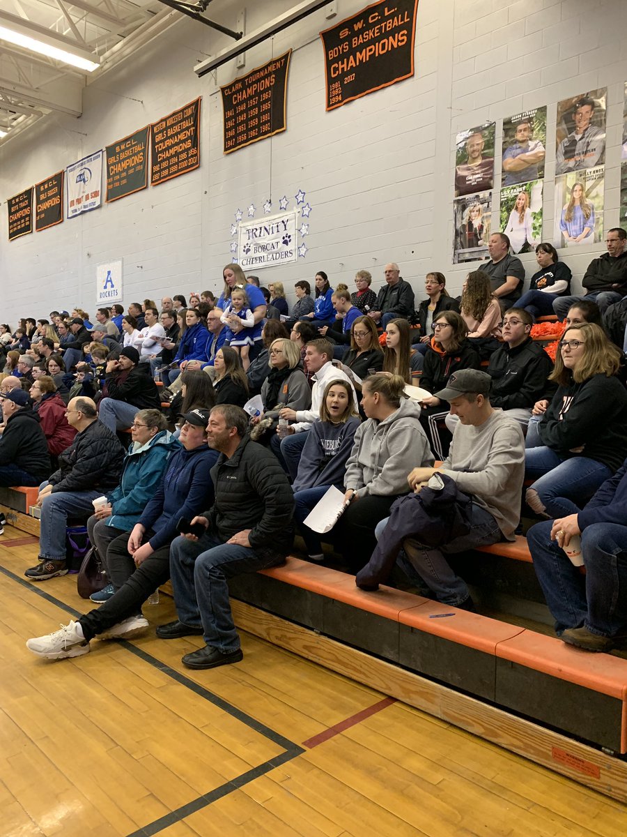 prouty_high's tweet photo. Our gym is full of fans and cheerleaders!  #swclcheer ! @ChooseSEBRSD @DPHSAD https://t.co/37gfB0AJkv
