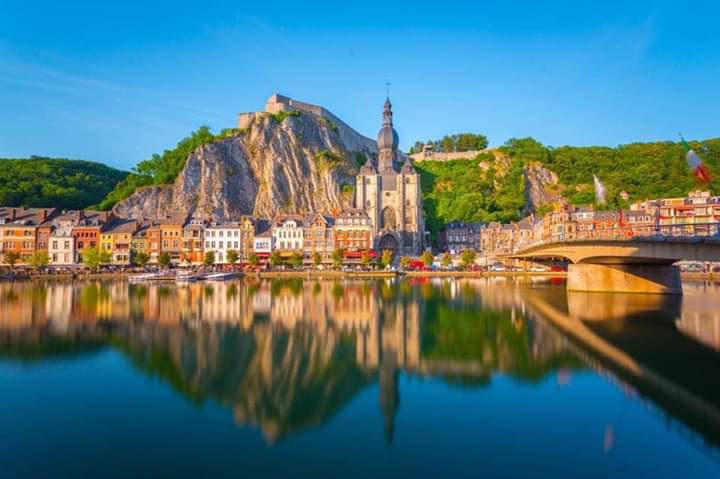 jhaney0320's tweet photo. Enjoying the nice weather and the scenery π Dinant, Belguim
#Quickescapade https://t.co/fSL3r14MwL