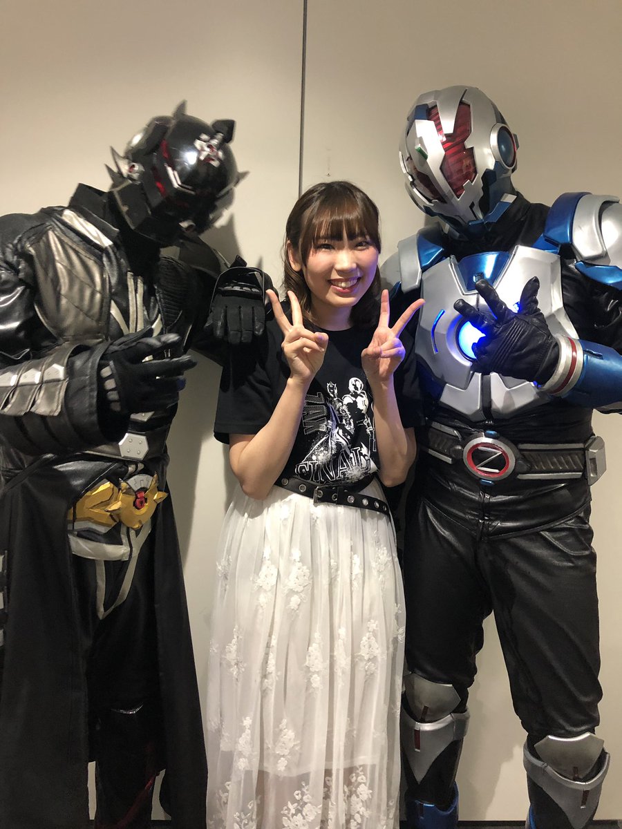 riu_rosetta's tweet image. 凄く愛されている舞台版地球戦士ゼロスの主題歌歌手に選ばれ最終章THE END OF JUSTICE主題歌デュエット曲『ハイ・ブルー・ビート』と第1回目主題歌ソロ曲『ゼロの向こう』を本日ABCホールで歌わせて頂きました🎤主題歌ベストアルバムLAST VOLTAGEにも収録しています💿本当にありがとうございました✨