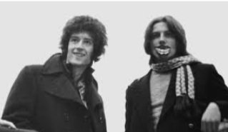 Brian May and Tim Staffell then...and now!
Oh! I forgot! Happy Birthday Tim Staffell!!! 