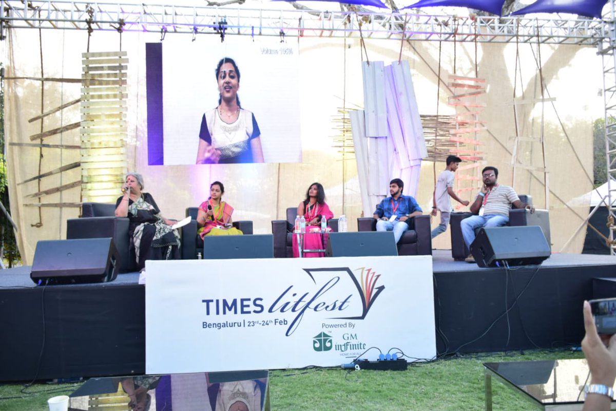 timeslitfestblr's tweet photo. Vikas Vashisht, @Priya_Atreya , Sushma Anil and Rajendra Prasadam in an engaging discussion on reviving classical music in the modern times in the session "Hosa Chigaru Hale Beru - Reconnecting with Classics" moderated by Pratibha Nandakumar
#TimesLitFestBlr https://t.co/0bj2hihNMe