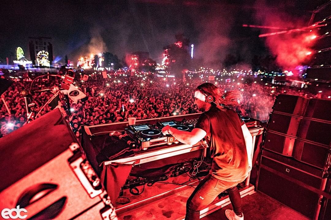 Day 1 of <a href="/EDC_Mexico/">EDC Mexico</a> is complete. Get ready for round two. Make sure to catch the <a href="/RiskyBusinessrc/">Risky Business</a> takeover of the Wide Awake Art Car tonight!
#EDC #EDCMexico #EDC19 #EDC2019 #EDCMexico2019 #EDCMéxico #EDCMexico2019 #EDM #Skrillex