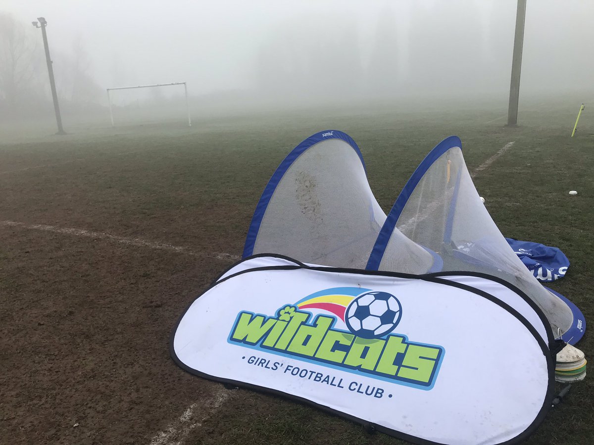 WFPWILDCATSSSE's tweet photo. Foggy morning for our first session. Lots of laughing filled the pitch not longer after this picture. Fun first session today https://t.co/3Q3dX3YtTq