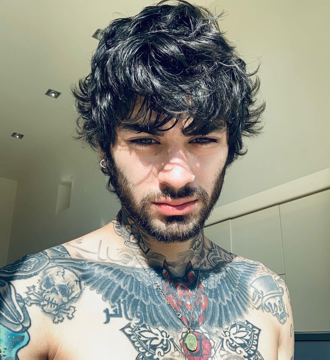 zaynicaa's tweet photo. Best thing of waking up at 6:30 on a Sunday. #Zlessed
#IHeartAwards #BestCoverSong #MeMyselfAndI https://t.co/o8yMv4Ned8