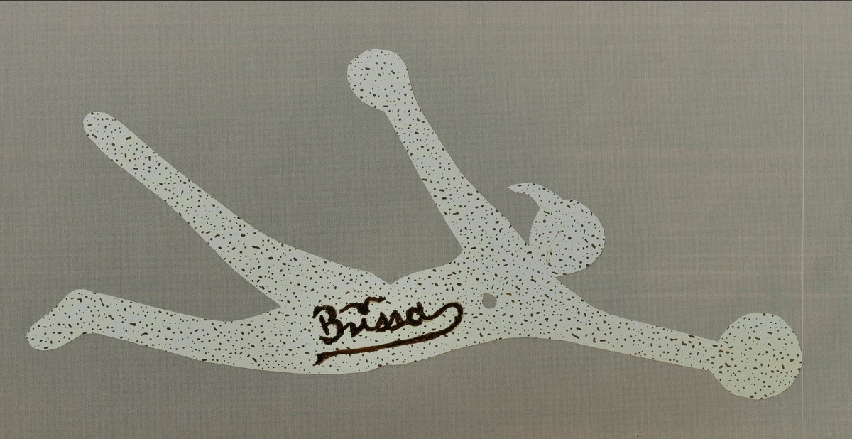 Lo bueno casi siempre nace de la escasez, incluso de la penuria, sin más atavíos que la creatividad, la intuición y la imaginación para realizar el milagro de crear de la nada .#BrissaRangel#1 ⚽.