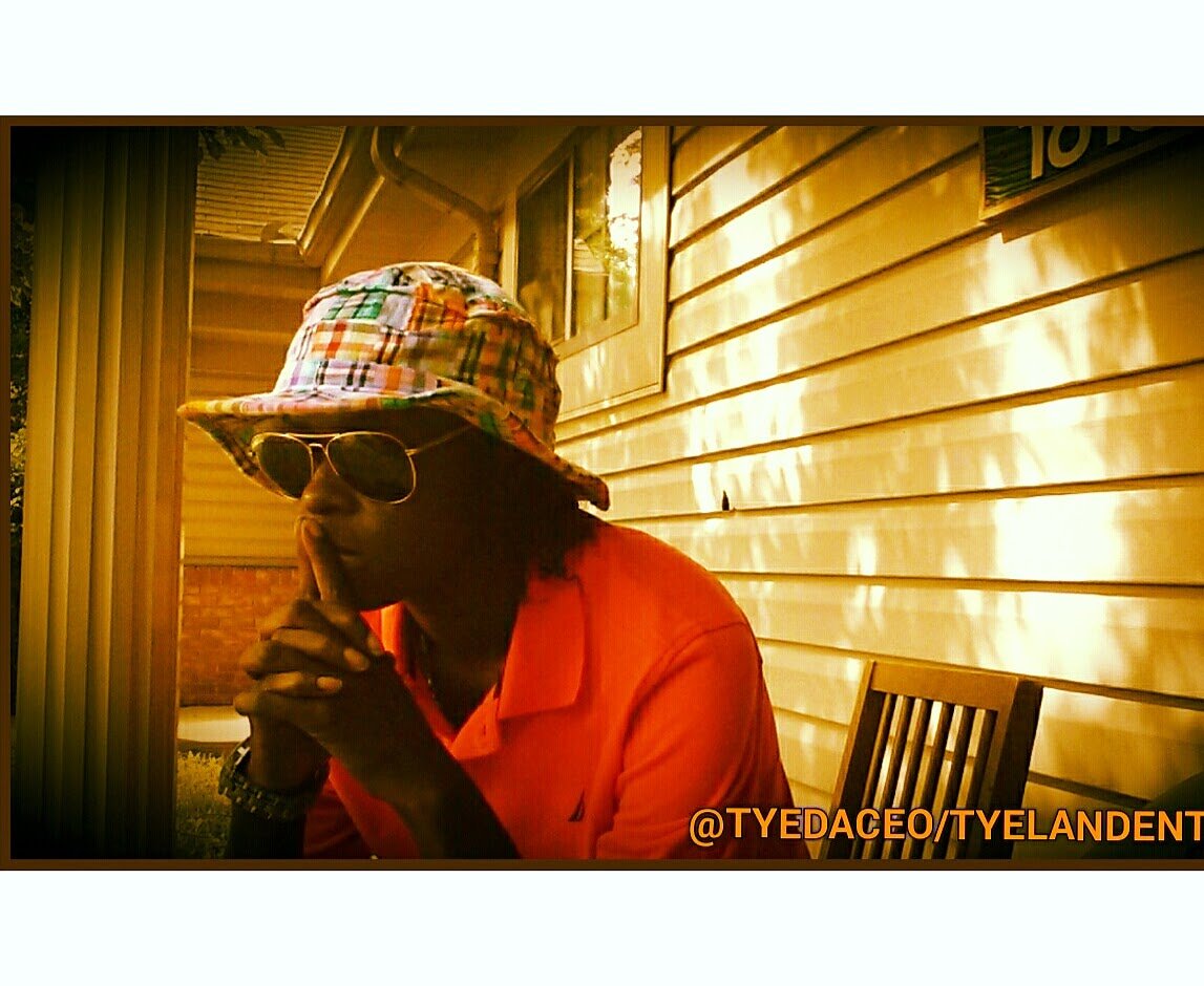 Tyeleez's tweet photo. Some days, you just need to be reminded why you started in the first place.
#rosssimmonds #tyedaceo🔥🔥 #ceolyfestyle #followthegrind #immagogetit #letsgrindamerika #michigan #atl #miami🌴 #eastcoast #midwest #westcoastcandy
Good Hood-Usa Mornin Amerika😎 https://t.co/VYUSH931lx