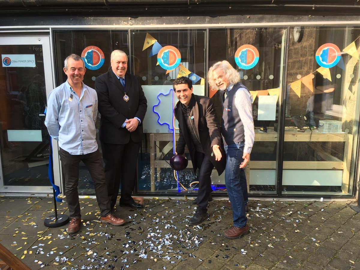 It was fantastic to open the <a href="/MakerOtley/">Otley MAKER SPACE</a> at <a href="/OtleyCourthouse/">Otley Courthouse</a> this morning. Plenty of amazing opportunities to #makedoshare with brilliant facilities from laithes to 3D Printers