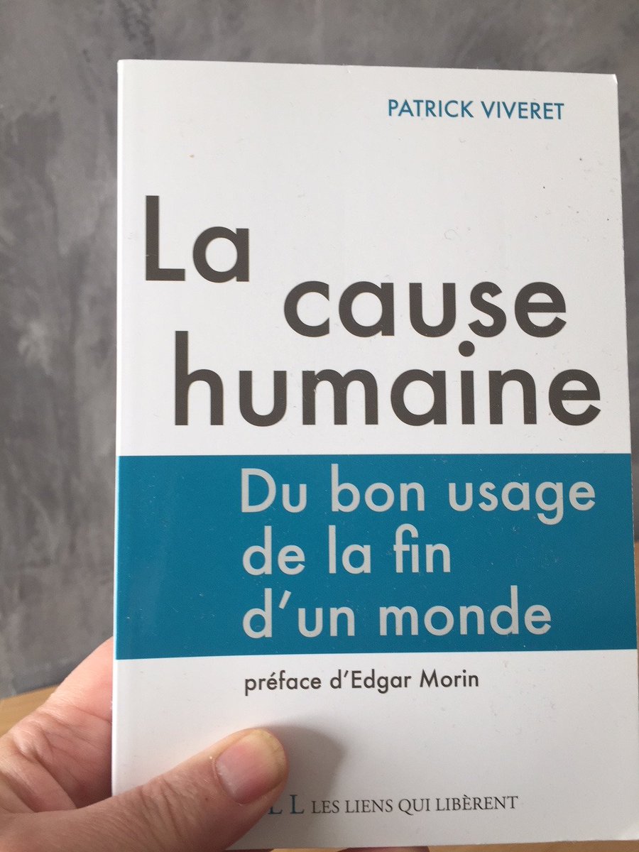 rurban_'s tweet photo. Un super débat vendredi a l'#Agrocité autour de #PatrickViveret 'Du bon usage de la fin d’un monde'. De la logique de la propriété vers la logique de l’usage. Le projet d’une humanité debout. Rêver: r=résistance,e=expérimentation,v=vision, e=évolution démocratique, r=résilience. https://t.co/3RNVxZn6VS