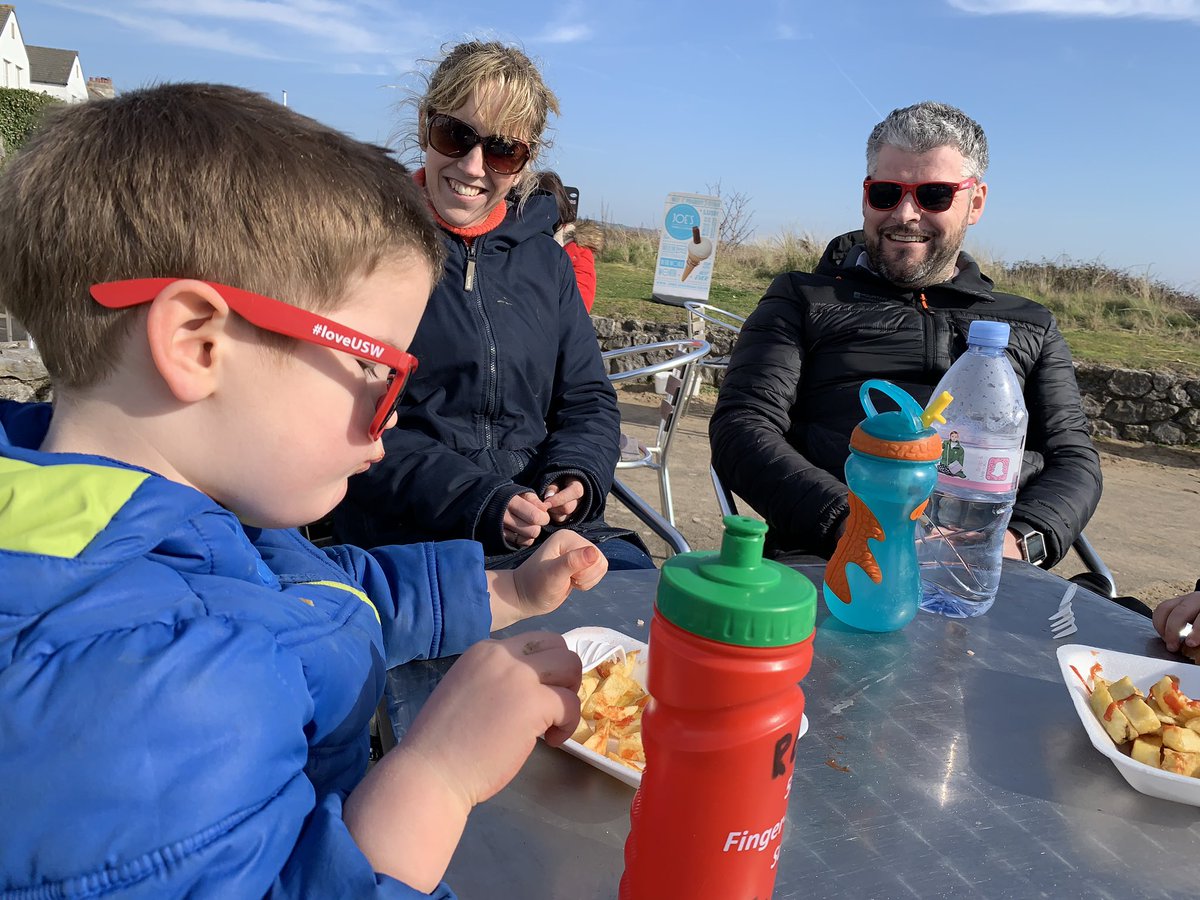 GowerBeachGuide's tweet image. Lunch @ Port Eynon today #loveUSW