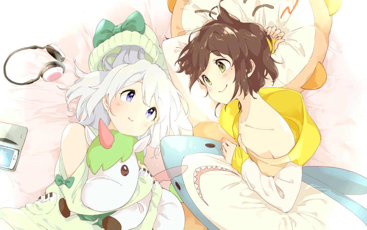 ゆやぃやうい Yuniたまりファンアートやっとできた Yuniとちゃんまりのパジャマパーティ かしこまり ゆにアート