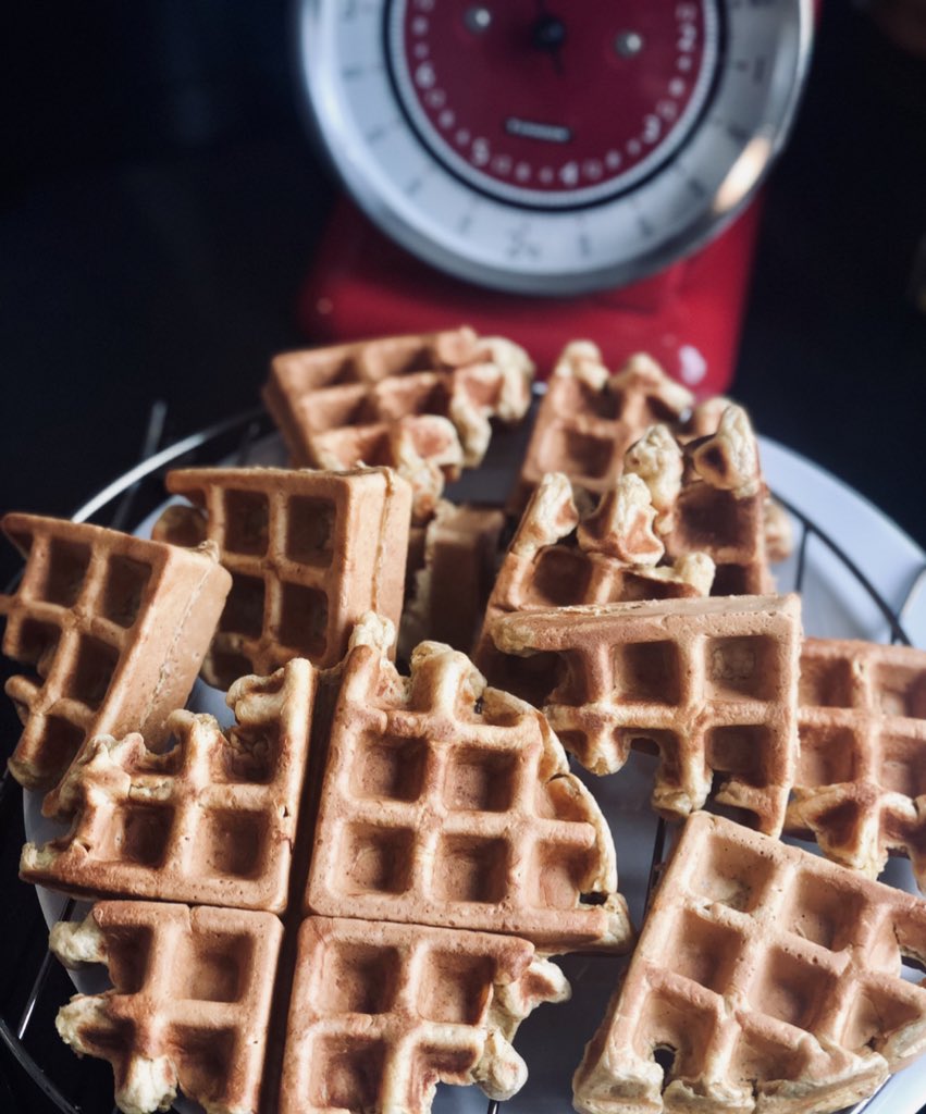 myN_E_W_T's tweet image. Some Sunday prep, ready for the freezer and a handy brekkie. Waffles made with @cavanagheggs wholemeal flour, quark and @PhDNutritionUK #protein #foodforfitness #StayStrong Eat,Sleep,Prep - Repeat! #myNEWT