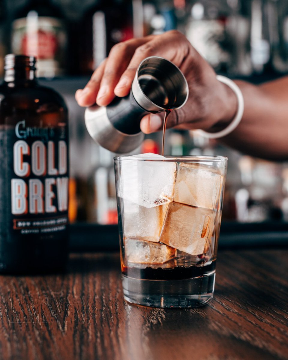 The White Russian – A Rum Version themixlab.wordpress.com/2019/02/24/the…