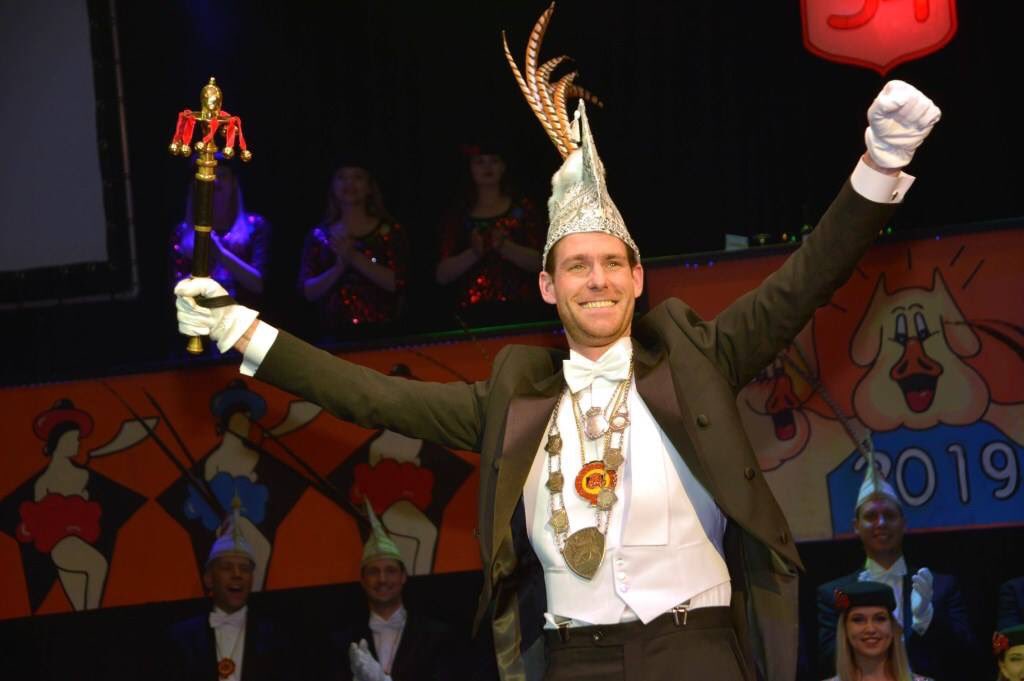 Collega’s van @RaboUdenVeghel hebben Thijs gefeliciteerd. Wij zijn trots op onze Rabo Prins.