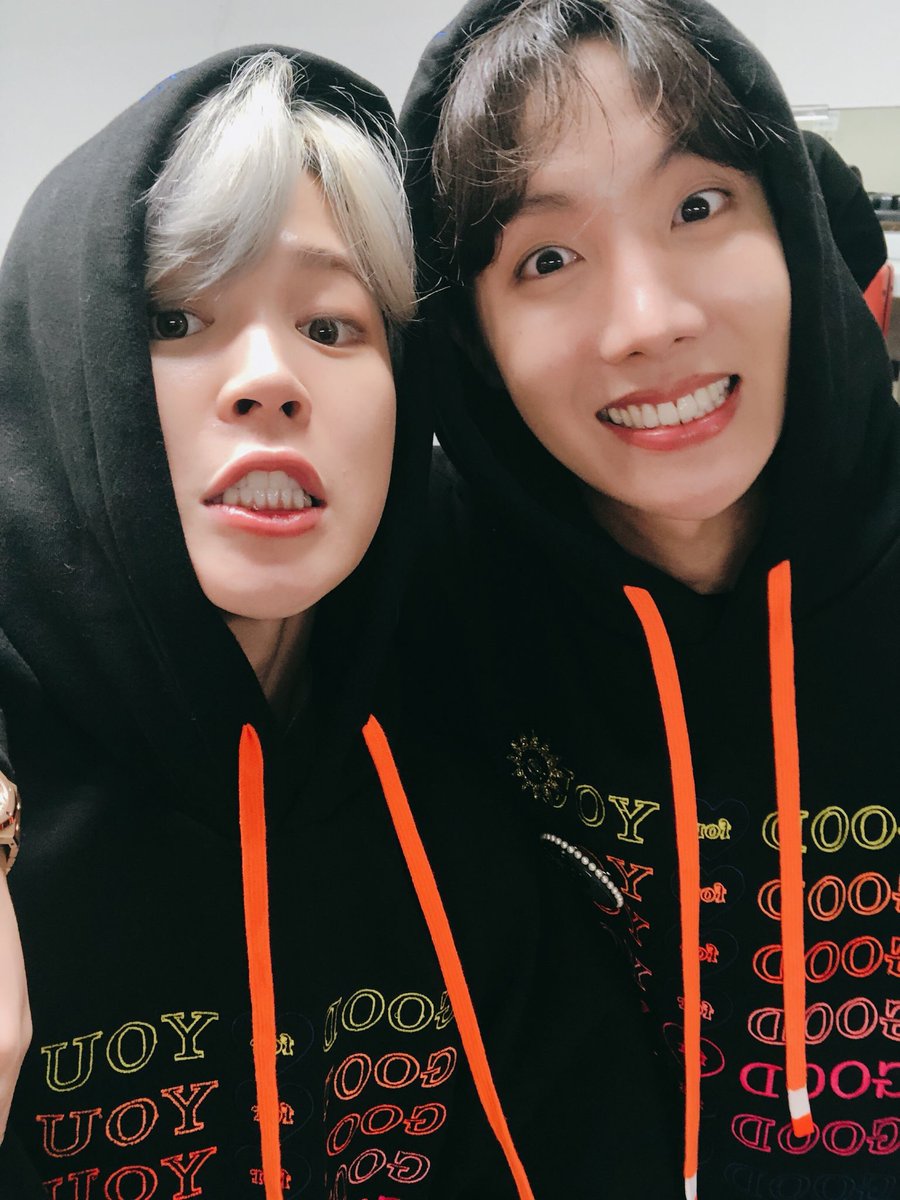 minjiiminie's tweet photo. jimin’s selfies with the rapline ☺️ https://t.co/lZM1HpfIK7