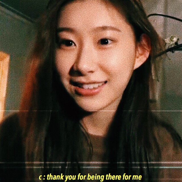 ultsyejis's tweet photo. 👑ryujin/chaeryeong au👑

wherein ryujin and chaeryeong are roommates and school is getting stressful. chaeryeong finally breaks down and ryujin makes sure to take time off to talk to her and comfort her. chaeryeong has never enjoyed someone’s company this much. 

#itzy https://t.co/UIK2354zXm