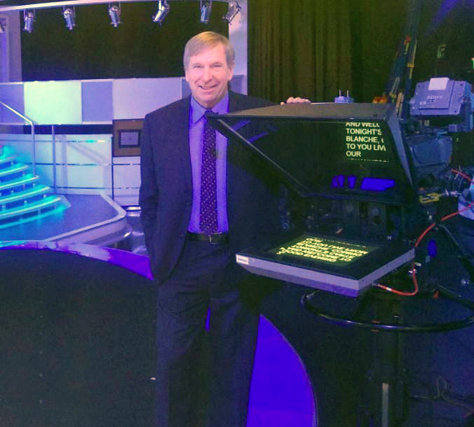 carteblanchetv's tweet photo. Join @DerekWatts in 15 minutes from the #CarteBlanche studio on @MNet, straight after #TheVoiceSA.
#Eskom
#Brexit and SA
#eHailing Cab Safety
#Brainternet
@Devi_HQ @clairemawisa @macmoleli @journojohn https://t.co/nPekJZqF5T