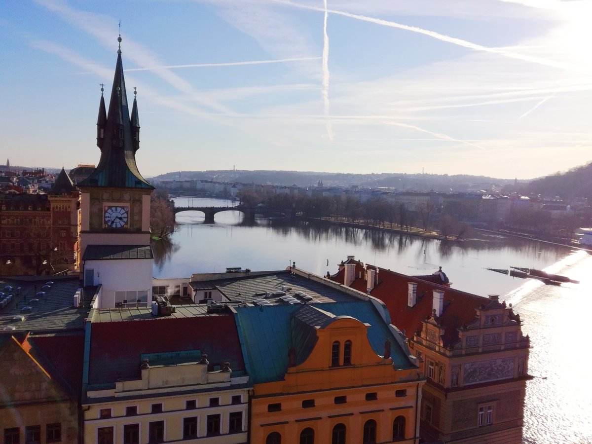 manondeybach's tweet photo. #Prague https://t.co/Q49NXGbjfJ