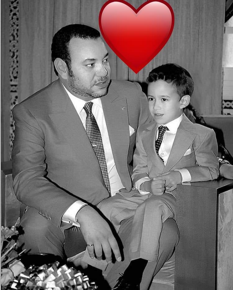 AChellal's tweet image. الله يحفظ ملكنا ولي العهد وشعبنا شعارنا الله الوطن الملك