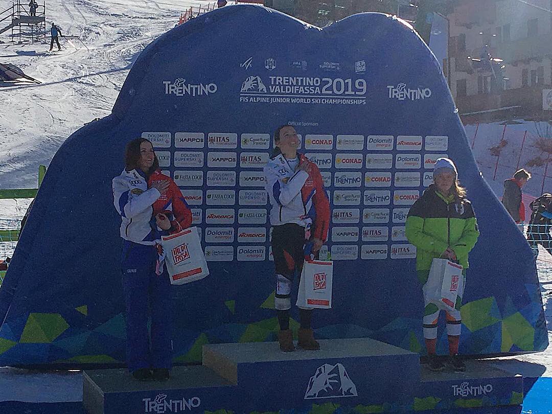 SnowsportsIRE's tweet photo. W.O.W. Bronze medal for 17 yr old @elleemmurphy U18’s @valdifassa2019 #jwc #alpinecombined - what an amazing result - huge congratulations Elle! #teamireland @TeamIreland @sportireland @Darrenfrehill @ponyyelof @ElaineBucko @EvanneNiC @RTEsport https://t.co/79busAkKTz