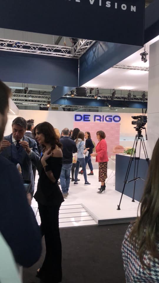 OtticaOkkio's tweet photo. Lozza e Furla 😍 #otticaokkio #otticaokkiopescara #otticaokkiofrancavillaalmare #livethewonder #mido #mido2019 @MIDOExhibition https://t.co/QyKDsb81Wa