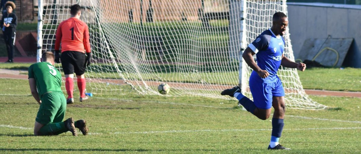 FHPFC92's tweet photo. Some photo action from yesterday’s @SCEFLeague game vs Greenways, which ended in a 1-1 draw. 

Next up for FHP is a home fixture on Wednesday evening vs Phoenix Sports Reserves. 7:45pm KO. 

#FHPFC #UpTheForest 🌳🌳 https://t.co/VK8z1ihmOf