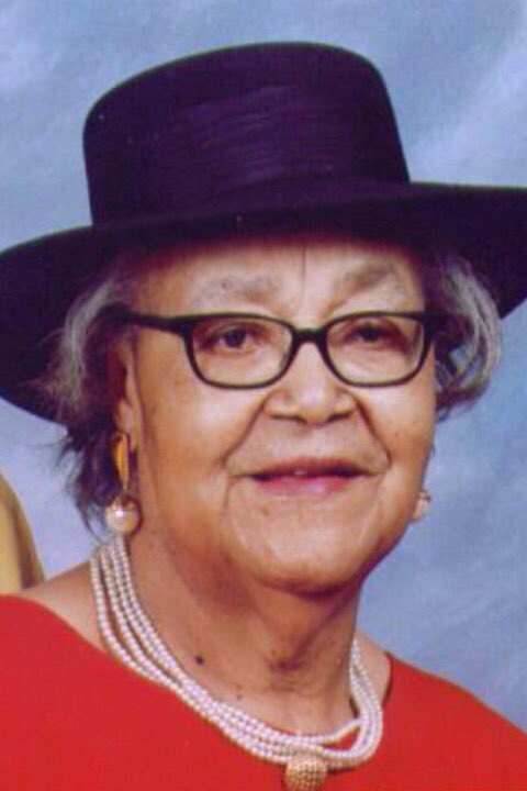 IndianaLowdmouf's tweet photo. Day 24: Lucille Williams, my Grandmother. I spent more time at Grandma house than I did at home. Her cooking for family gatherings, selling freeze cups, us eating watermelon on her porch steps...The love and memories are endless #MyBlackHistory28 #BHM2019 #Day24 #LiveLifeLowd https://t.co/7SysiO4yYq
