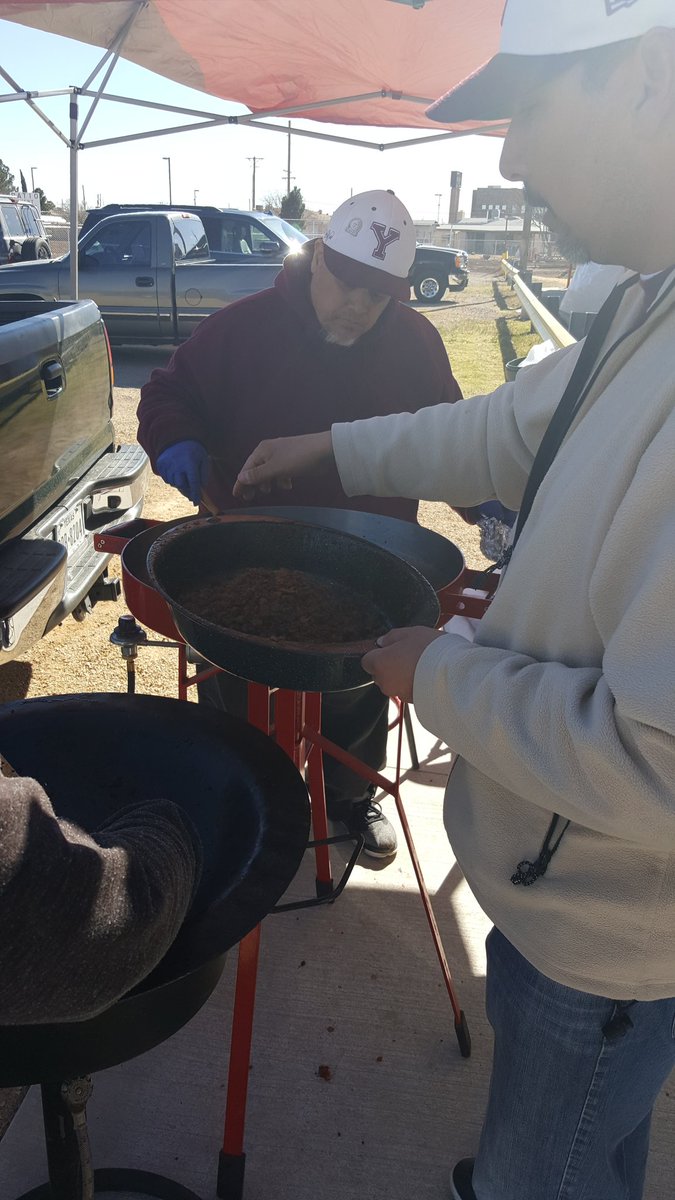 Ysleta Alumni and Discada! Support the alumni!