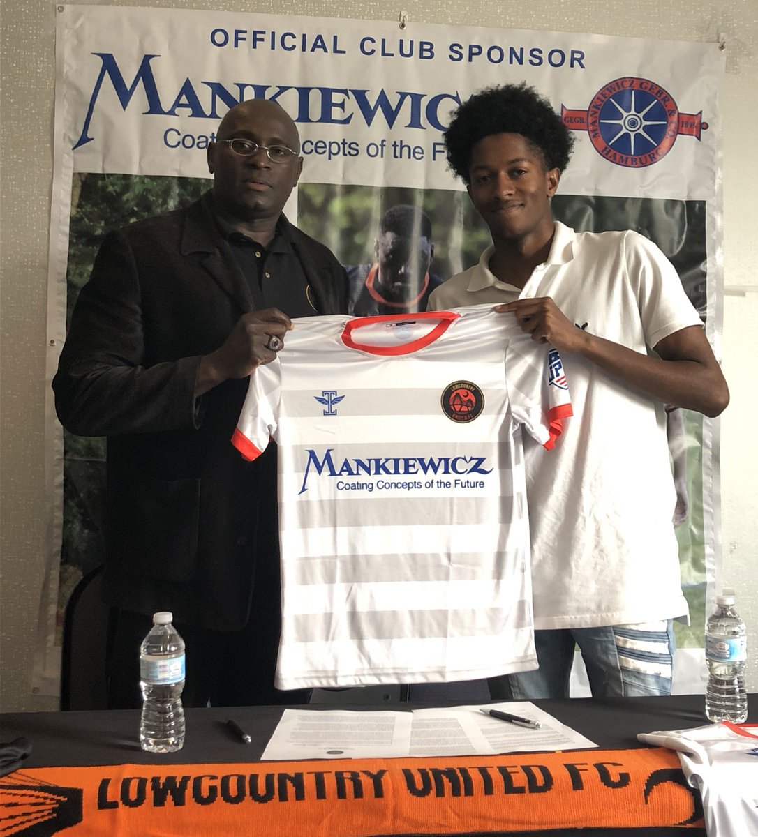LowcountryUtd's tweet photo. We are please to announce signing of high school GK Corey Bowman. Bowman is a great young talent &amp; is a great addition to the club with our strong commitment on developing our local youth players. We look forward to Corey taking the next step this summer. @_CCSDAthletics_ https://t.co/QJ2JarTENy