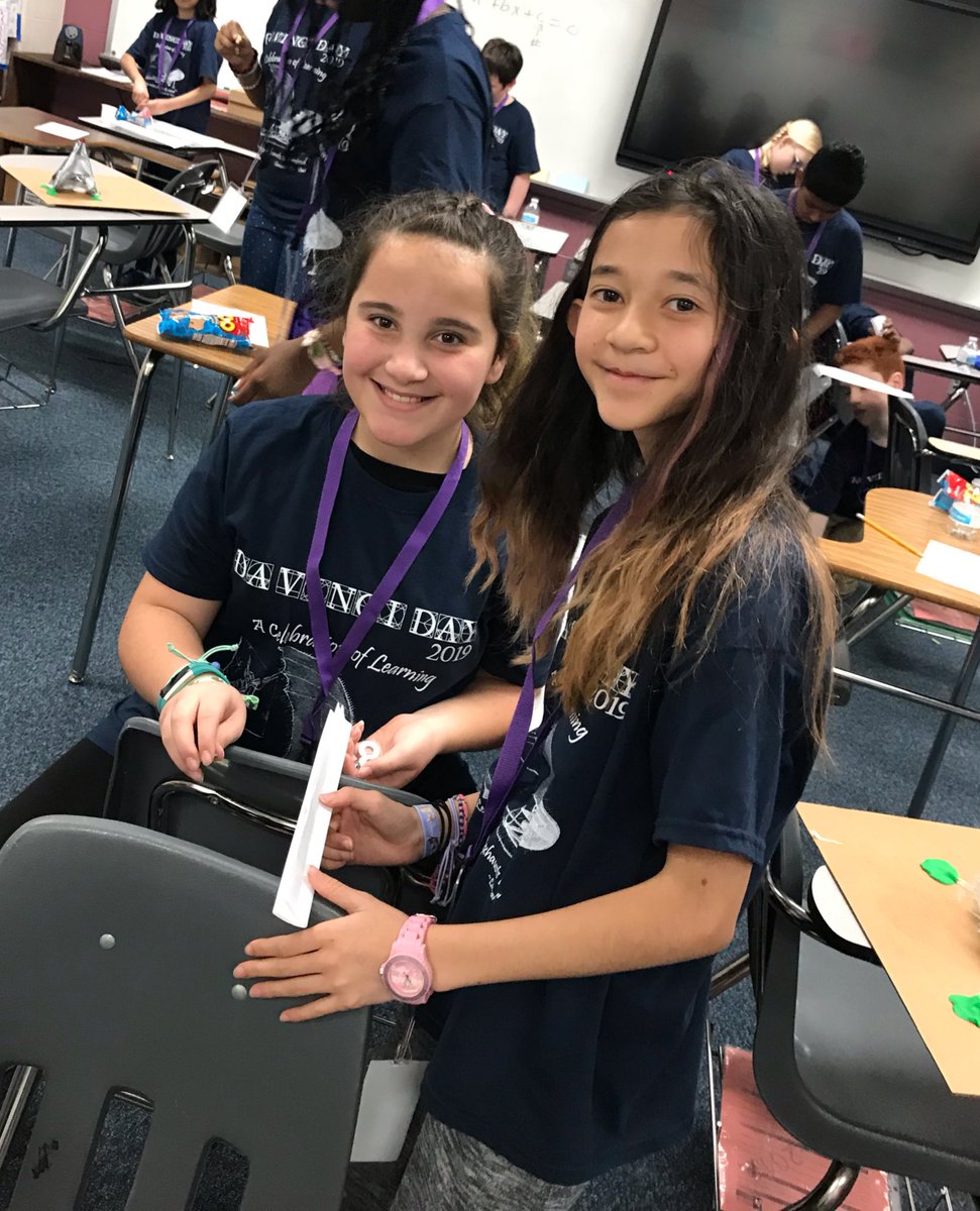 MrsVanSickle5's tweet image. Ideating &amp;amp; Creating! What a fun day! So many smiles! @cyfairMillsap #CfisdSpirit #DaVinci19 #ItsWhatMustangsDo