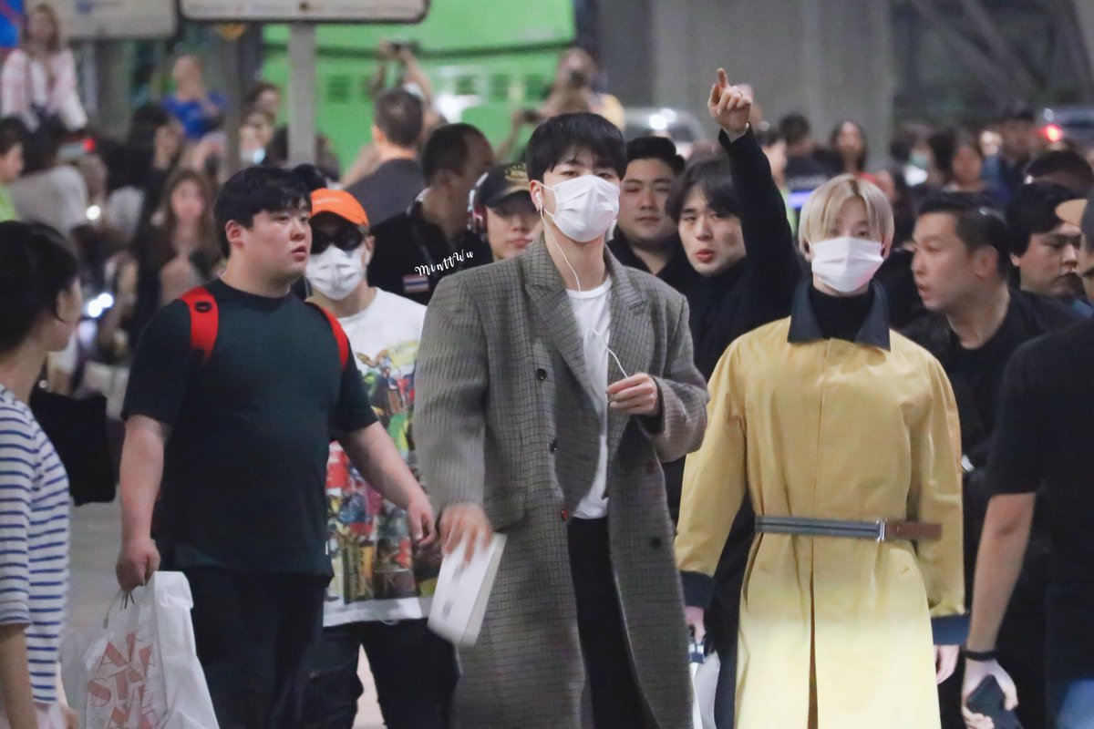 mochymj's tweet photo. จุนเน่ของพี่ ㅠㅠㅠㅠㅠㅠ 💓 #iKON #아이콘 #WelcomeiKONtoThaiGalaxy #구준회 #JUNHOE https://t.co/cQiLn7fnTV