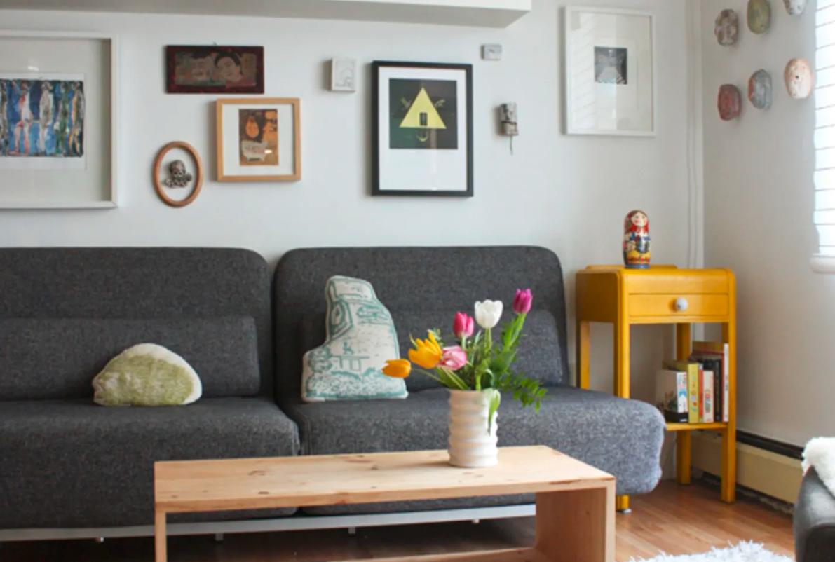 RealstarMGMT's tweet photo. 8 Stylish Ways to Decorate the Space Above Your Couch! https://t.co/TTx8xLHDM9 RT @RealstarMGMT --> #ApartmentLivingTips https://t.co/kqRXsbH4dz